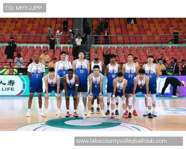 新疆与辽宁季后赛激战正酣三月十二日精彩对决值得期待